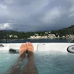High View-a Seaside With Huge Jacuzzi Račišće