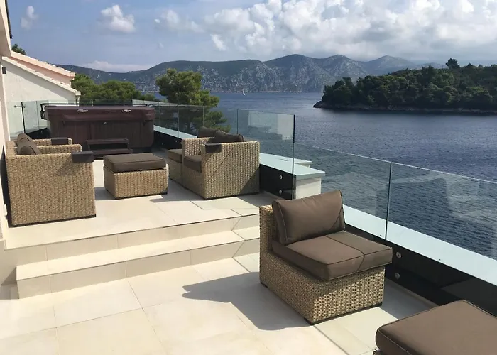 High View-a Seaside With Huge Jacuzzi 아파트 *
