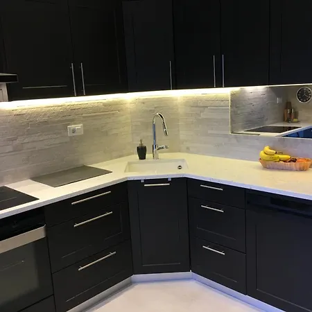 아파트 High View-a Seaside With Huge Jacuzzi