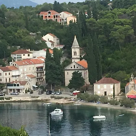 아파트 High View-a Seaside With Huge Jacuzzi Račišće
