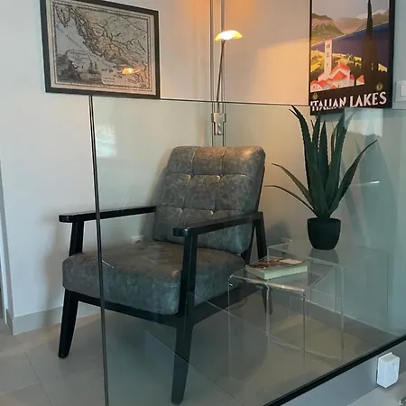 아파트 High View-a Seaside With Huge Jacuzzi Račišće